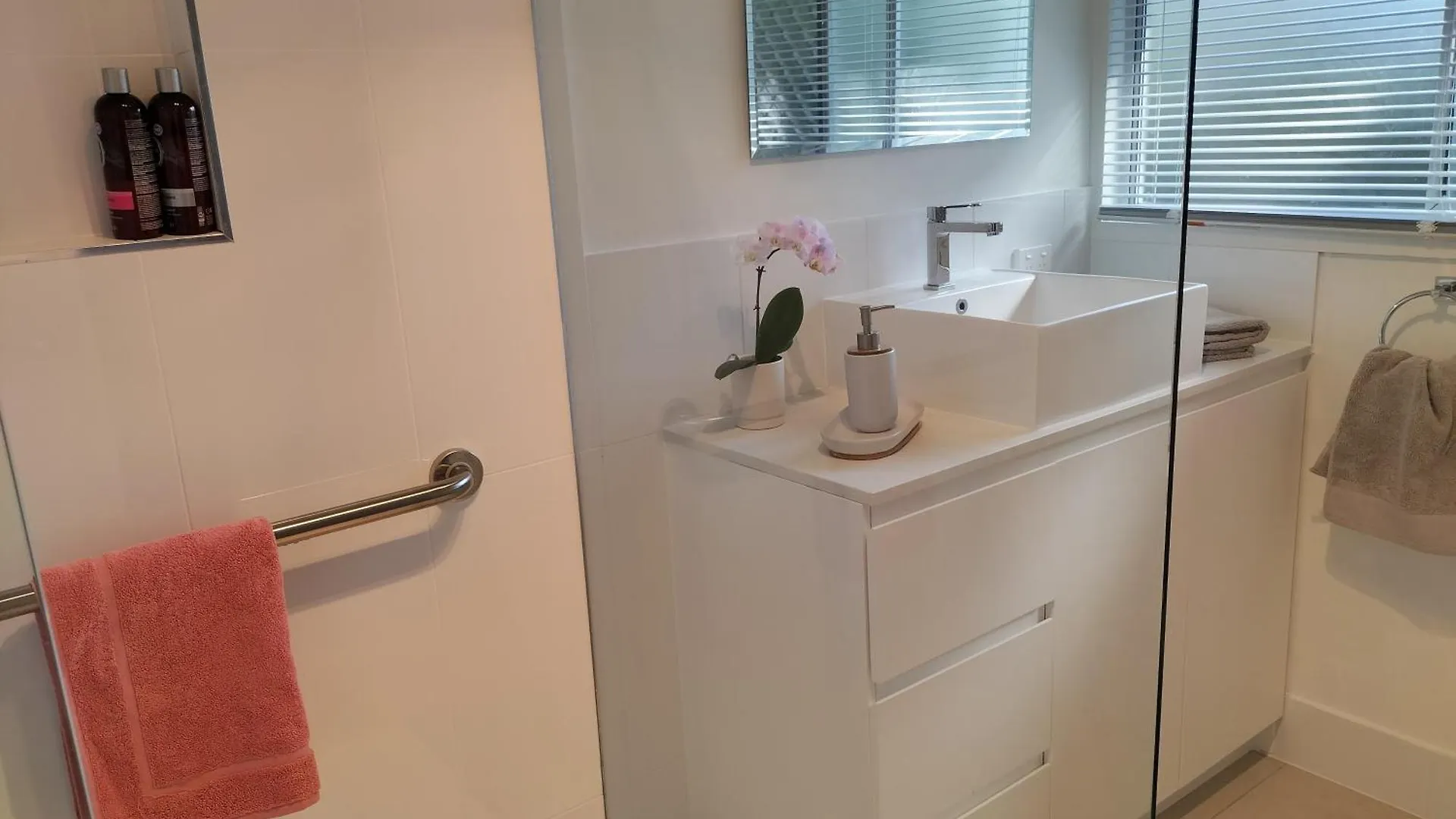 Bed and Breakfast Maroochydore Waters Bnb